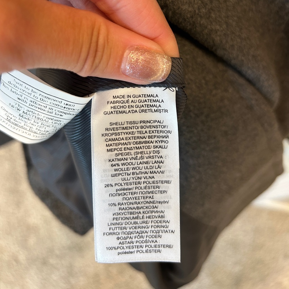 Lauren Ralph Lauren Women’s gray trench winter coat with Faux Fur Collar size 12 - Picture 12 of 12